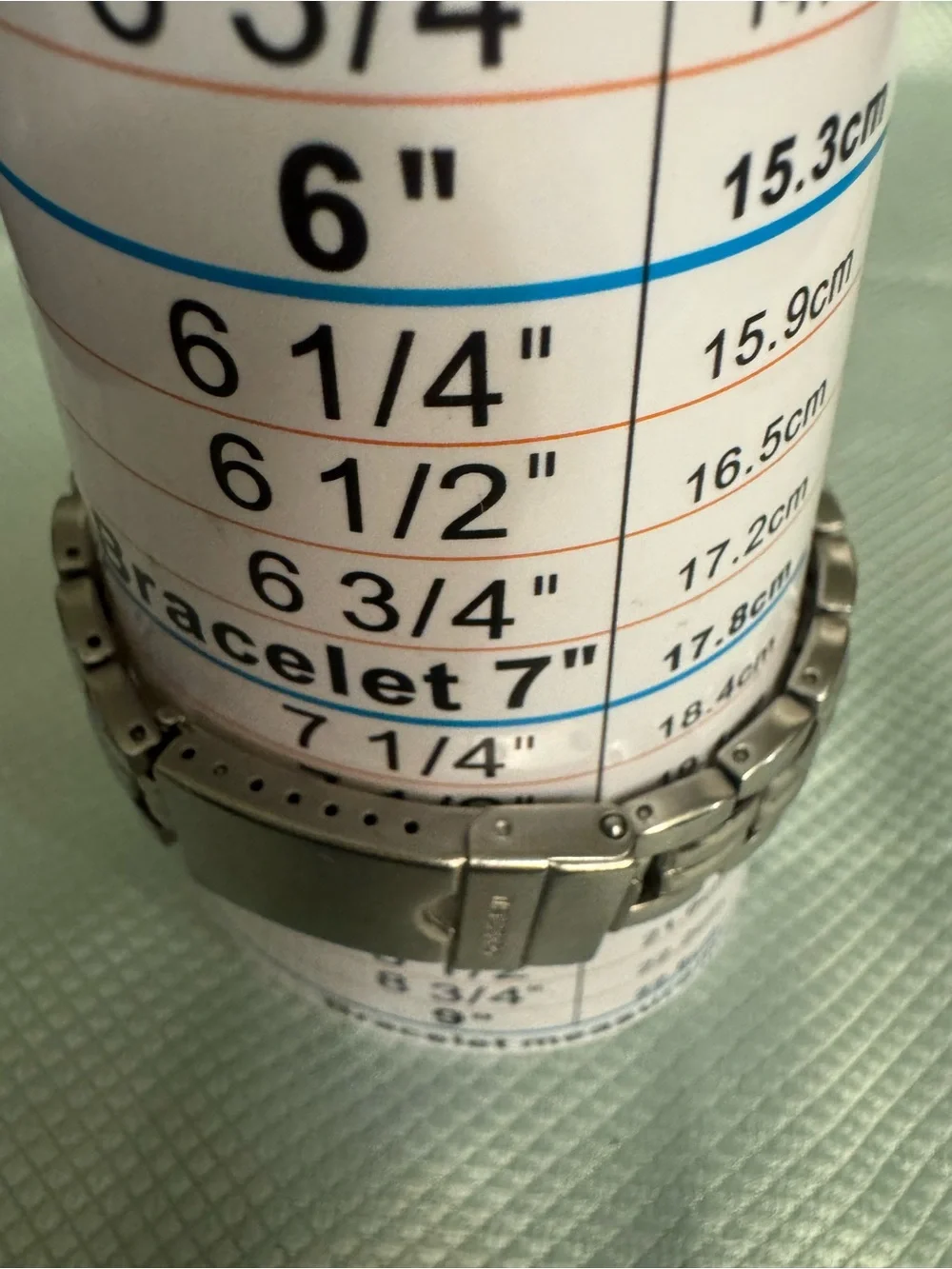Guess wristwatch featuring